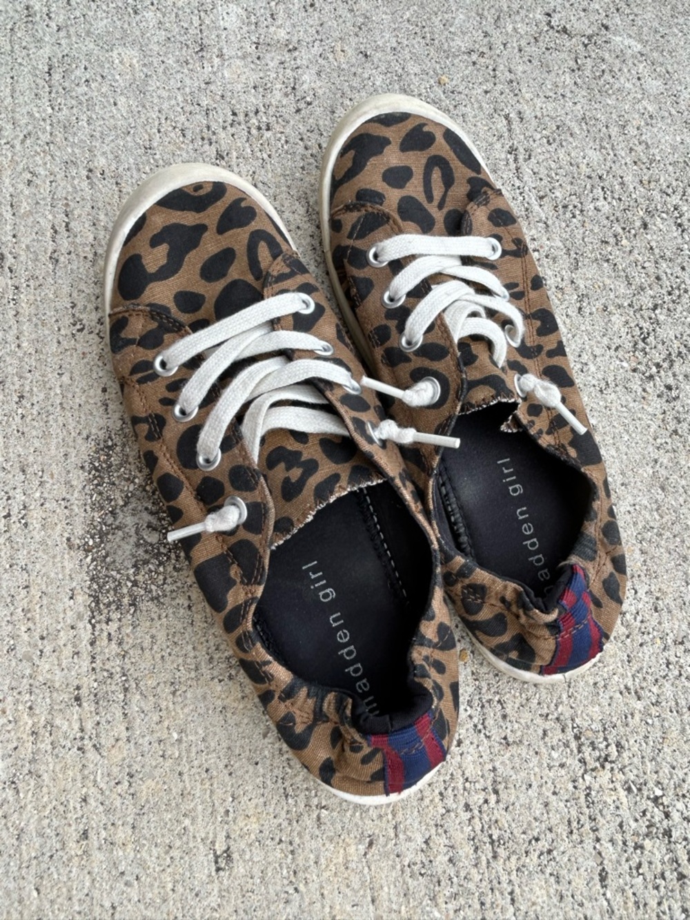 Madden Girl women’s 7.5 Leopard Canvas Sneakers in Brown and Black